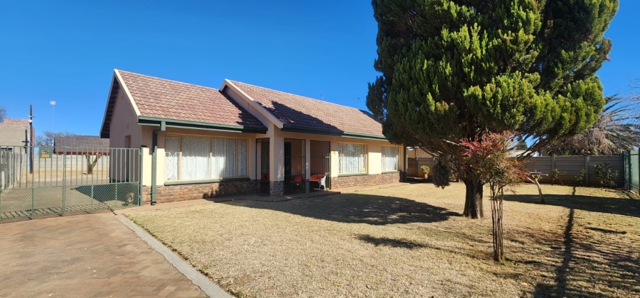 3 Bedroom Property for Sale in Ellaton North West